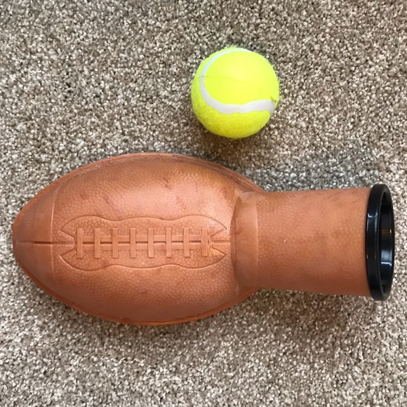 boots and barkley tennis balls